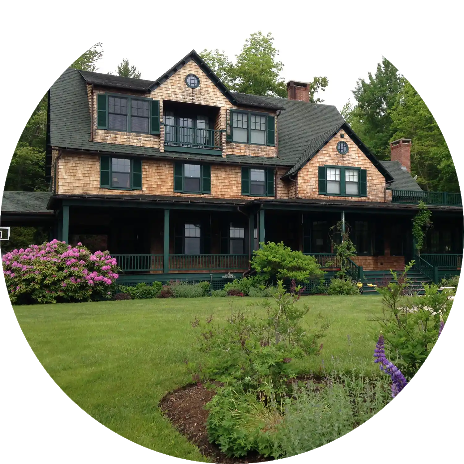 https://mrgmaine.com/wp-content/uploads/2021/03/Homes-for-sale-cir.webp